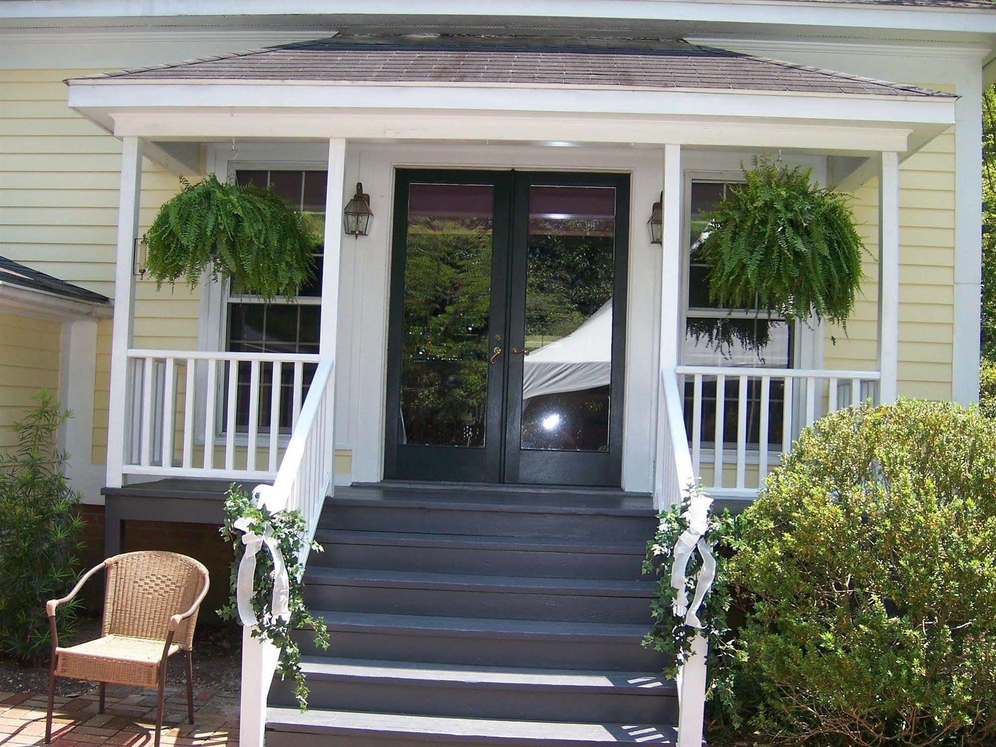 The Ashford Inn Clinton Exterior photo